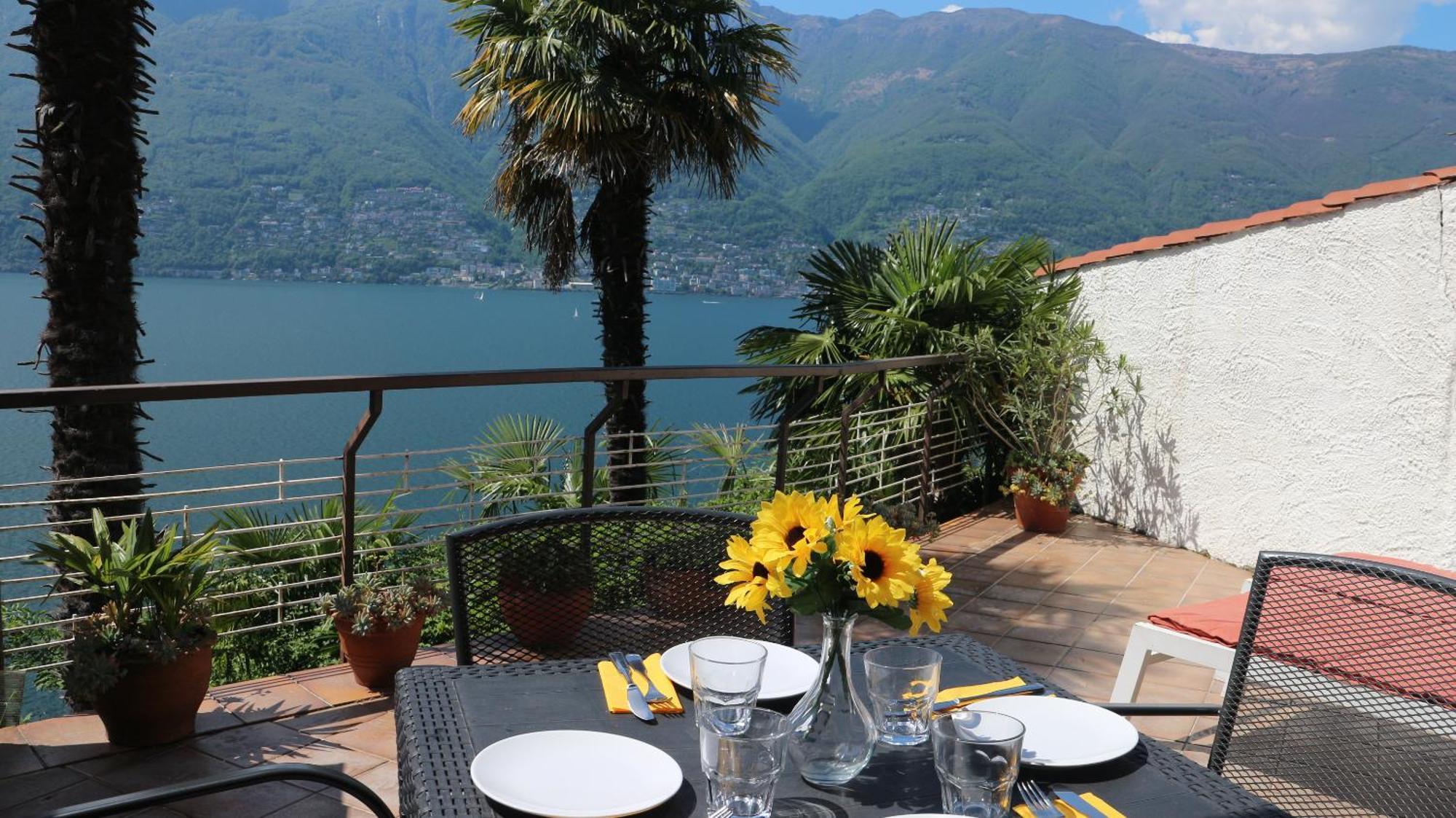 Apartament Casa Roccia Pino Lago Maggiore Zewnętrze zdjęcie