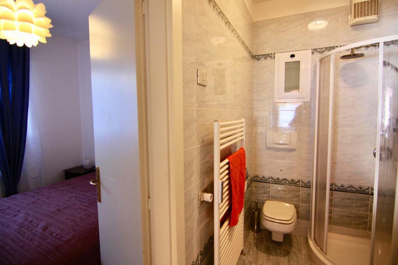 Apartament Casa Roccia Pino Lago Maggiore Zewnętrze zdjęcie